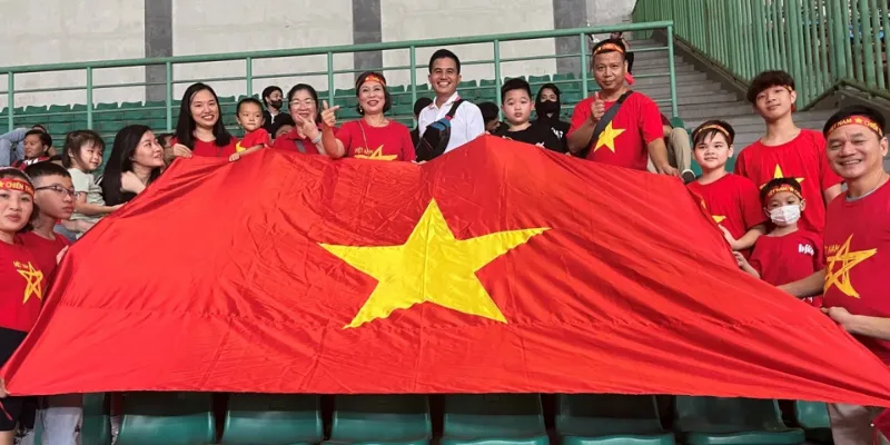Giá trị tinh thần và sức mạnh tập thể mà người hâm mộ mang lại