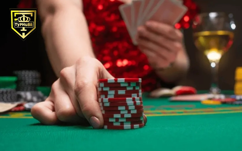 Cách tải ứng dụng trò chơi trực tuyến về điện thoại di động