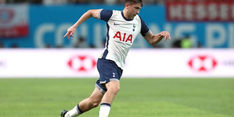 Khoảnh khắc bứt phá trên sân cỏ