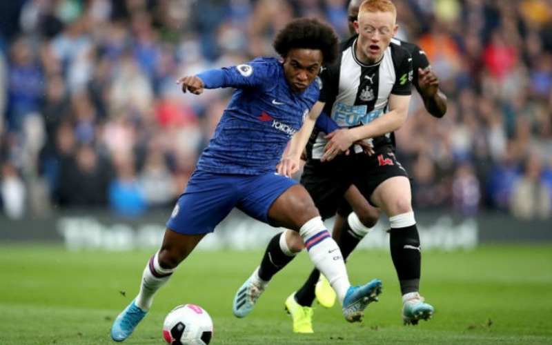 Phản ứng từ huấn luyện viên và cầu thủ