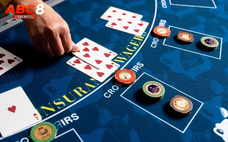 Vai trò của toán học và chiến lược trong Blackjack