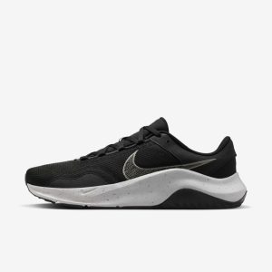 nike-legend-essential-3-nn-black-white
