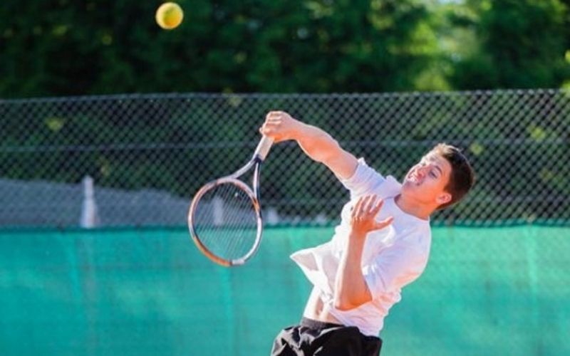 Kỹ thuật Smash Cách tung cú đập bóng trên không chuẩn xác