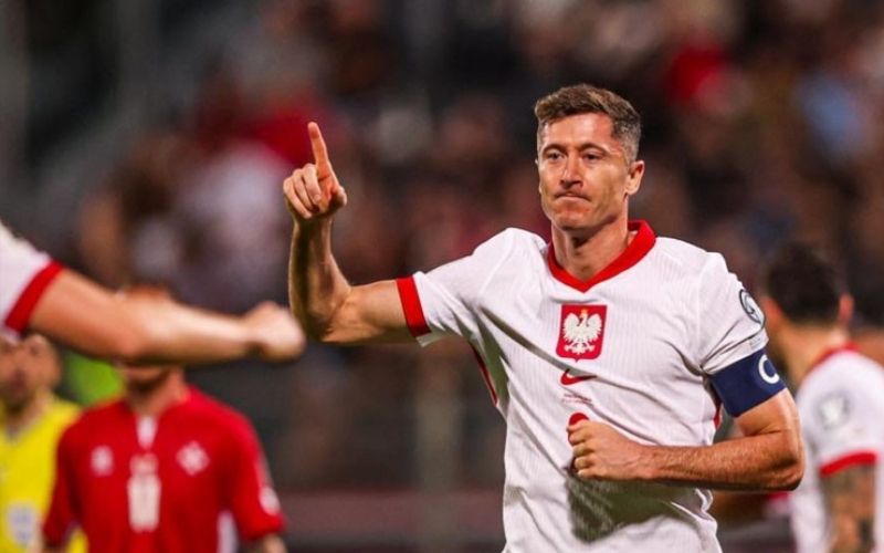 Robert Lewandowski và sứ mệnh dẫn dắt hàng công